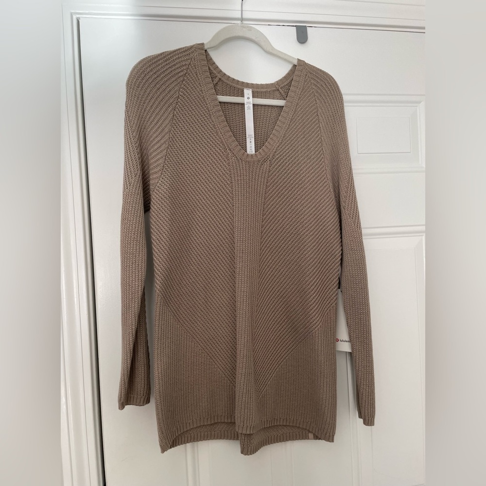 Lululemon Knit Blend Textured Sweater in Tan, Size 8 NWT